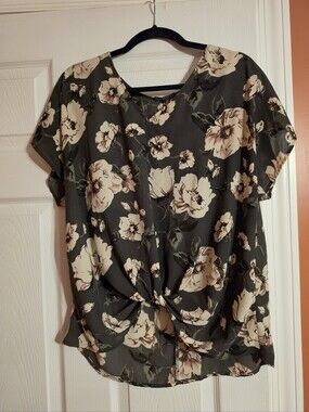 West Kei Olive Green Floral Knot-Front Blouse L